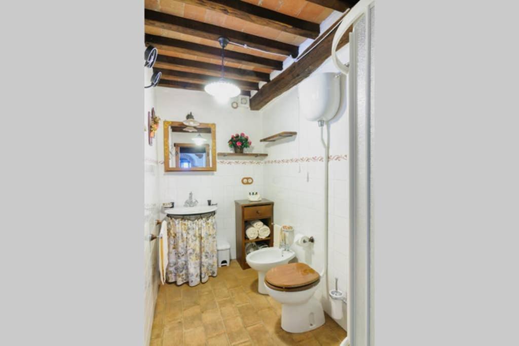 Girasole Cottage Overlooking The Orcia Valley In Tuscany Radicofani Buitenkant foto