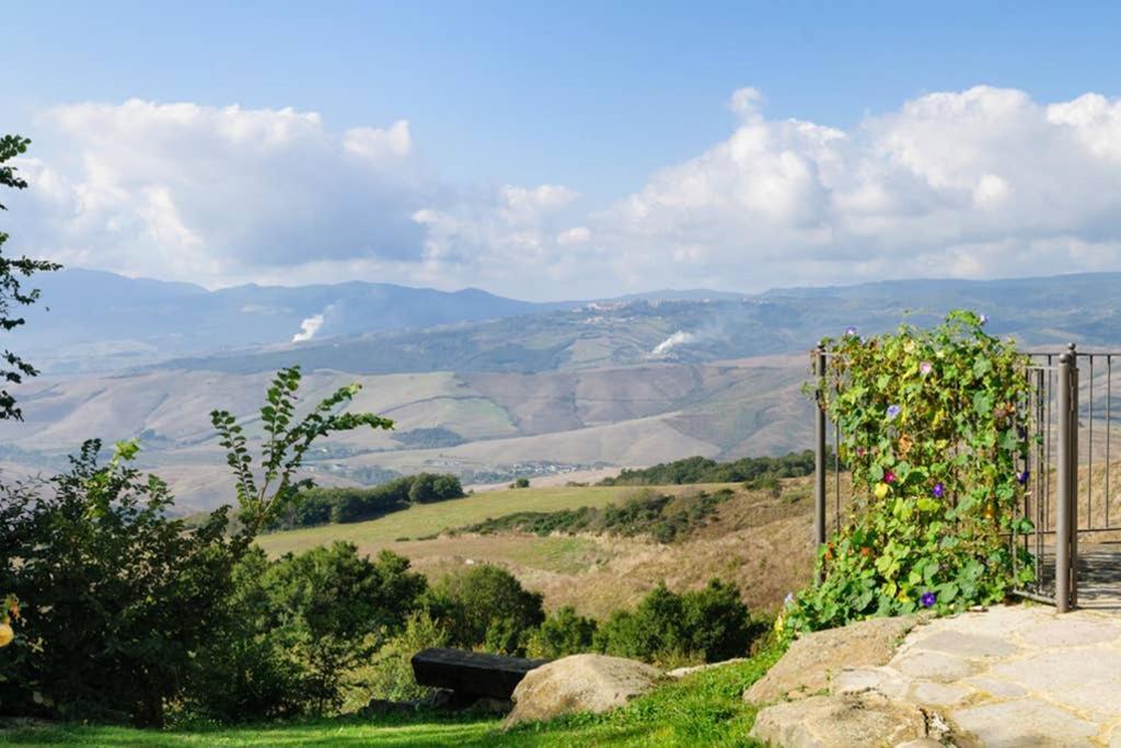 Girasole Cottage Overlooking The Orcia Valley In Tuscany Radicofani Buitenkant foto