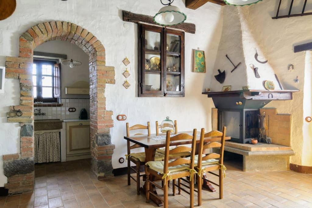Girasole Cottage Overlooking The Orcia Valley In Tuscany Radicofani Buitenkant foto